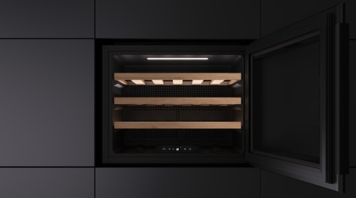 Встраиваемый винный шкаф TEKA RVI 10024